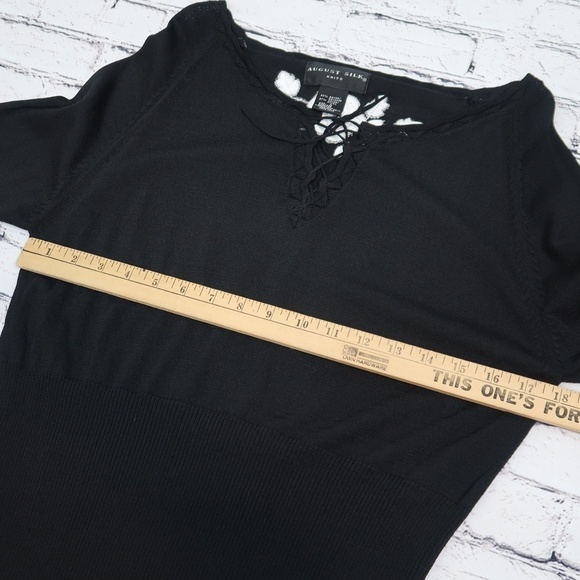 Agust Silk‎ Knits Long Sleeve top Embrodeiry Flower Pattern Size Large Stretch - Picture 12 of 13